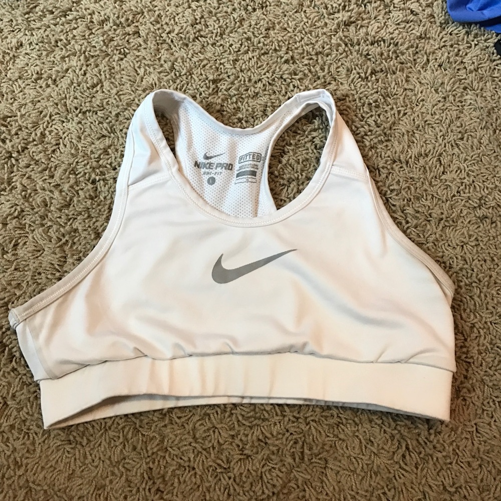 Nike girls sports bra. Size girls large