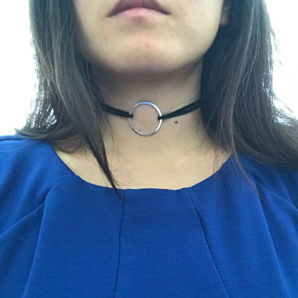 Silver Ring choker - Picture 3 of 4