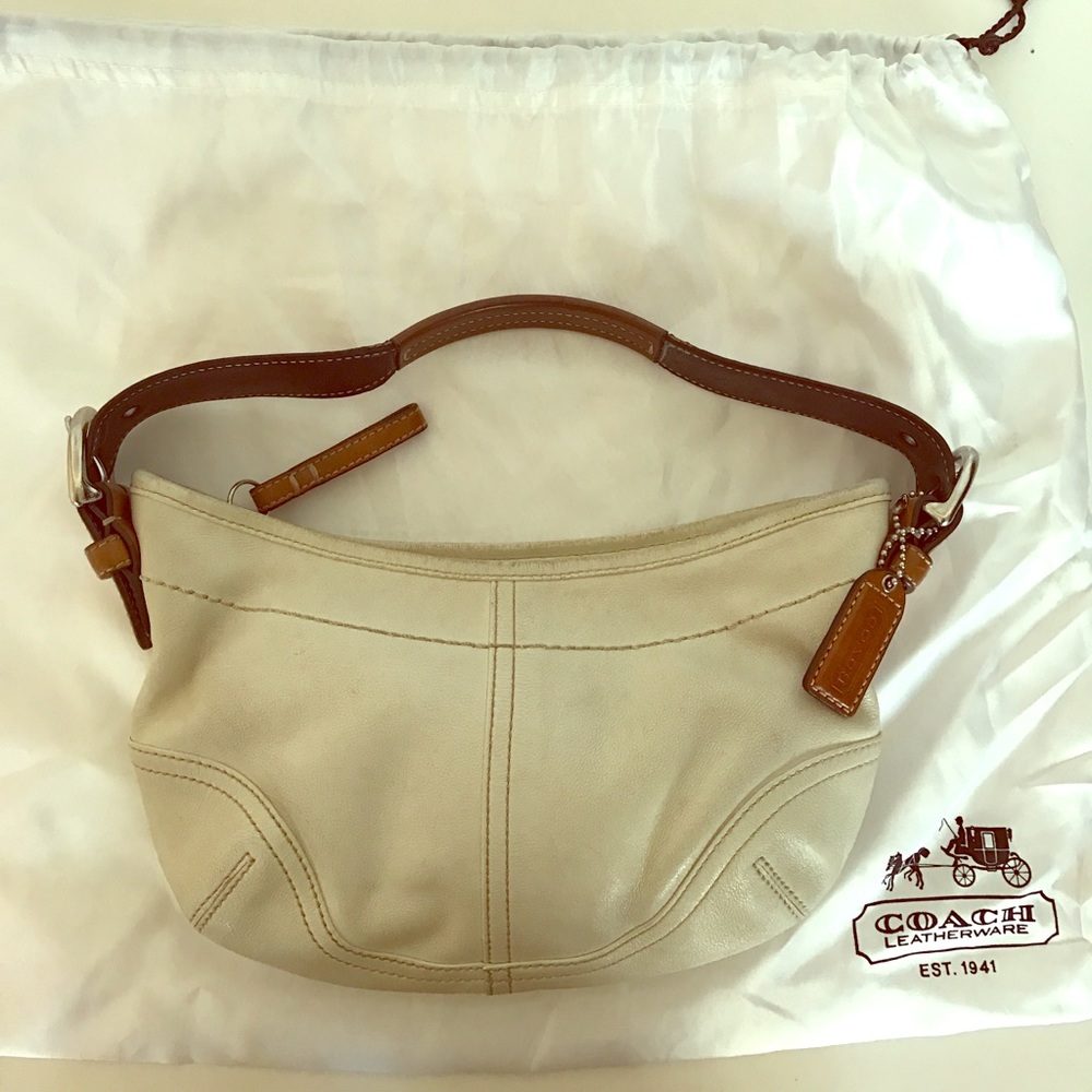 Coach white leather shoulder bag