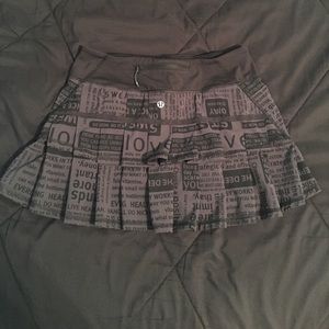 size 4 reg LuluLemon skirt