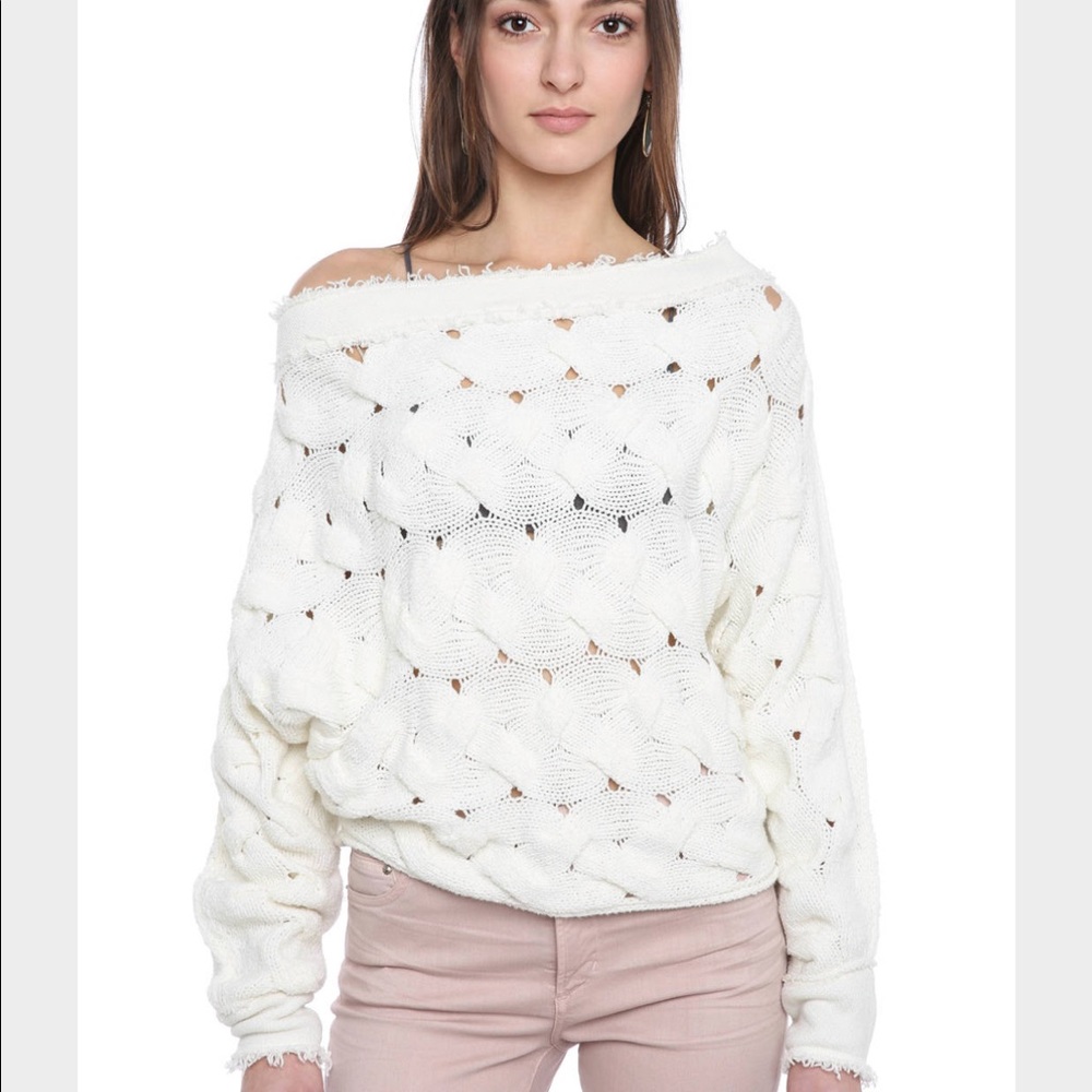 💥SALE💥Free People Cable Knit Sweater