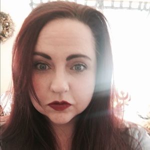 Meet your Posher, Paula