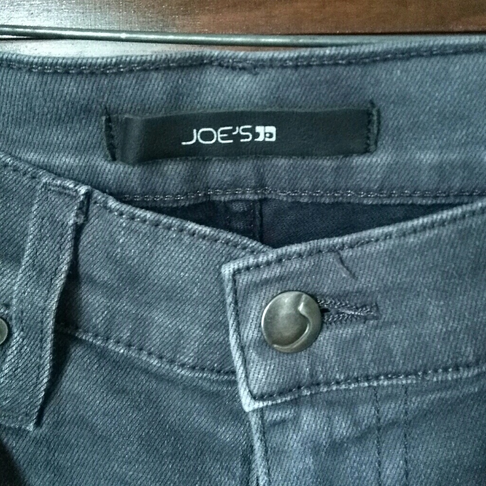 JOE's Jeans size 32 slim straight