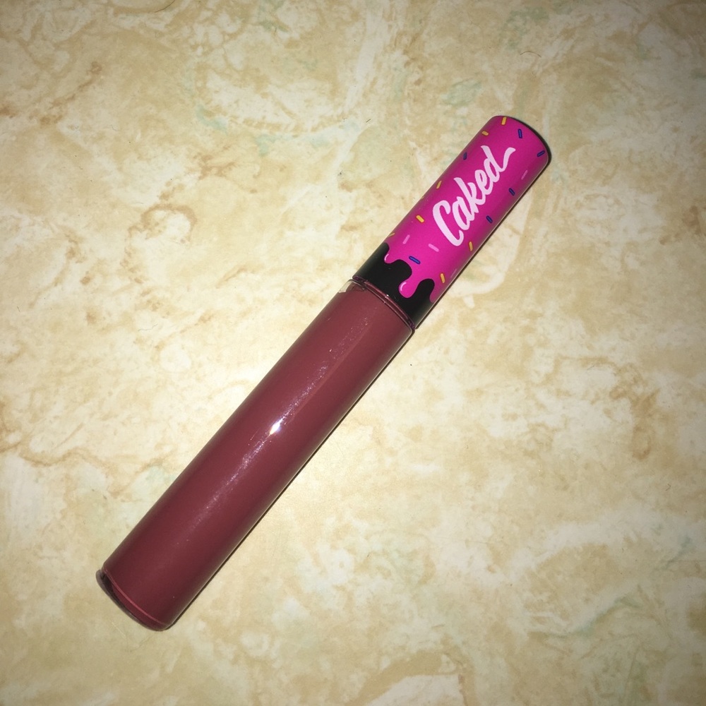 Caked makeup lipstick in low key