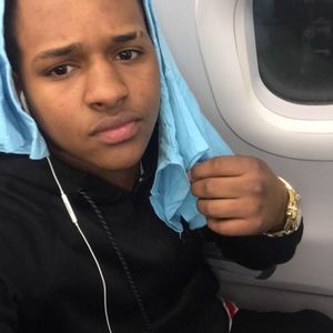 Meet your Posher, Manuel