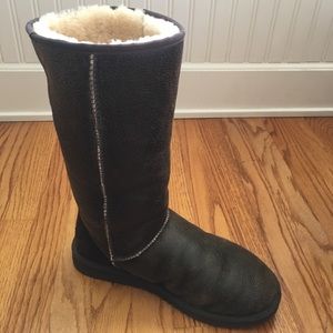 UGG Classic Tall Bomber - Brown Leather&Shearling