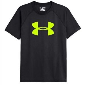 Under Armour boys loose headgear T-shirt