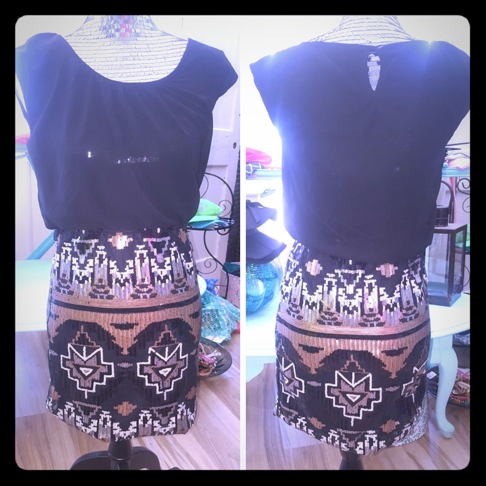 🆕️Aztec Sequin Dress