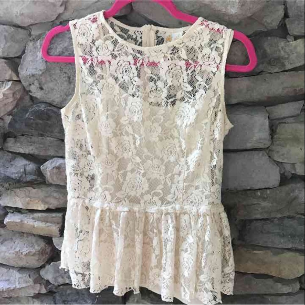 Adiva sheer lace tank small cream