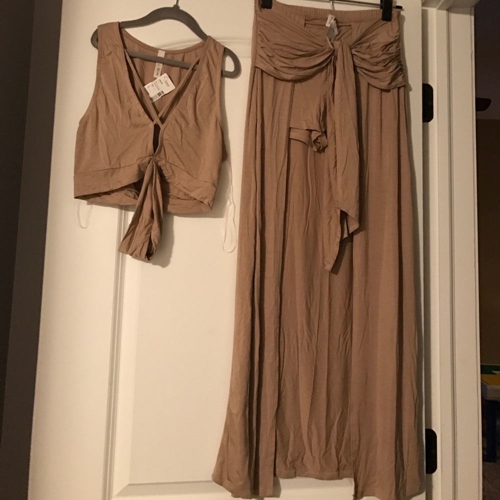 Crop top and short/skirt