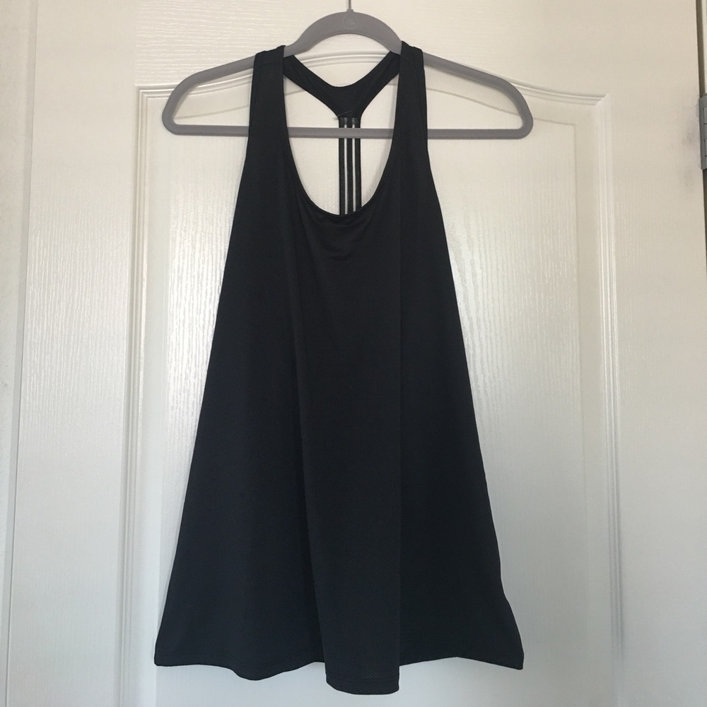 ✨CLOSET CLEAR-OUT SALE!✨OLD NAVY Athletic Top