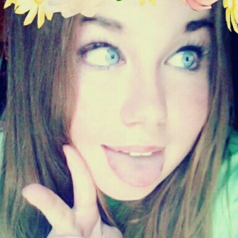 Meet your Posher, Abby