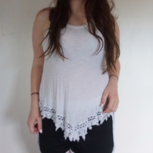 White cotton tank top from me to we brand pacsun