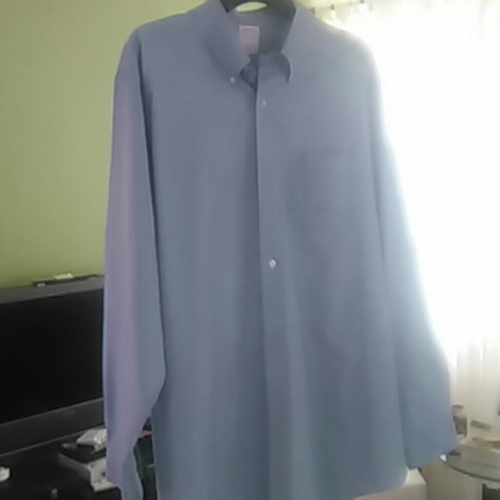 Dress shirt button down collar blue