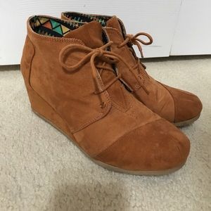 Suede wedges (Toms inspired)