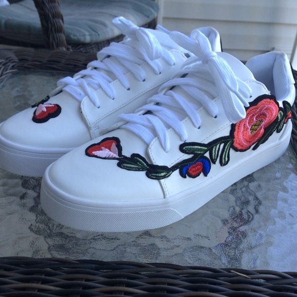 🌹Rose casual sneaker🌹 - Picture 3 of 7