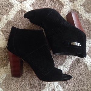 Dolce Vita Peep Toe Booties- black