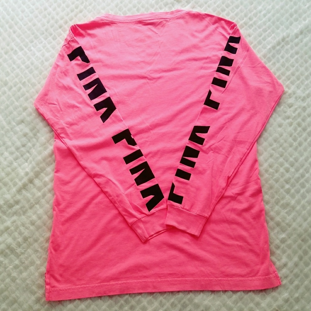 ❌SOLD❌PINK Victoria's Secret  Long Sleeve Tee Sm. - Picture 2 of 4
