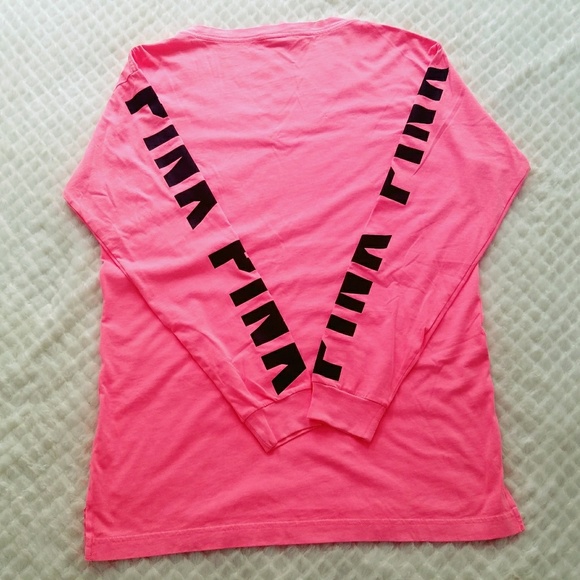 ❌SOLD❌PINK Victoria's Secret  Long Sleeve Tee Sm. - Picture 2 of 4