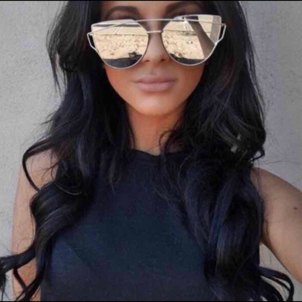 ROSEGOLD SUNNIES - NWOT