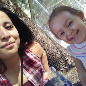 Meet your Posher, Casandra