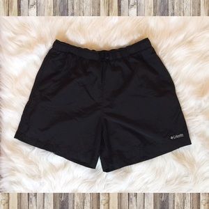 Columbia Athletic Shorts Size Medium