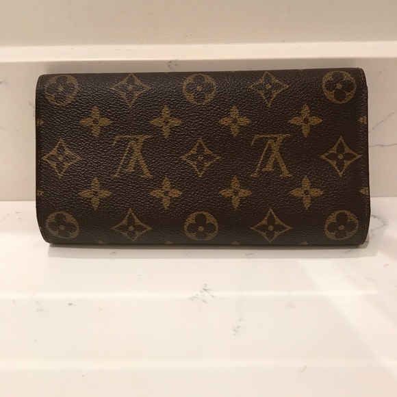 Louis Vuitton Wallet - Picture 2 of 7