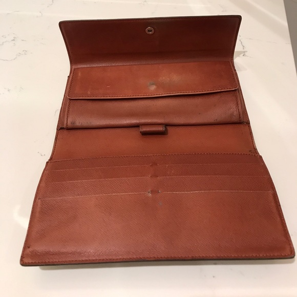 Louis Vuitton Wallet - Picture 5 of 7