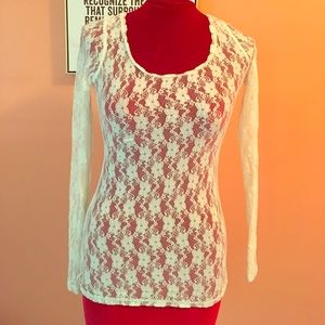 Pretty see-through lace shirt