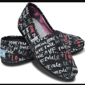 Let Love Rule Toms