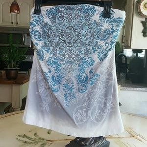 Bandeau / tube top with built in bra