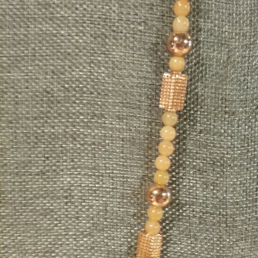 Handmade necklace - Picture 2 of 3