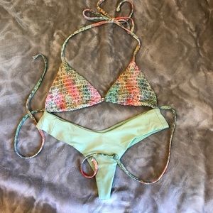Stone fox bikini top