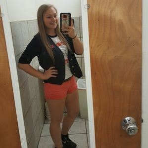 Meet your Posher, Taylor