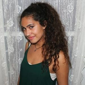 Meet your Posher, Isabella