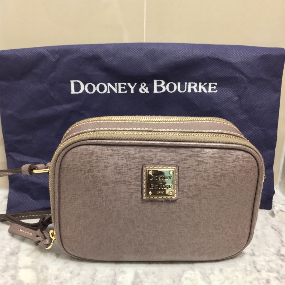 SALE Dooney and Bourke Saffiano Sawyer, purse