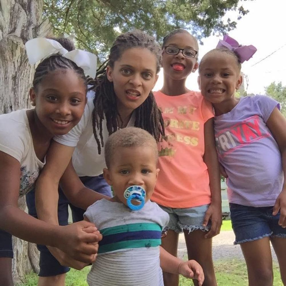 Meet your Posher, Tanika