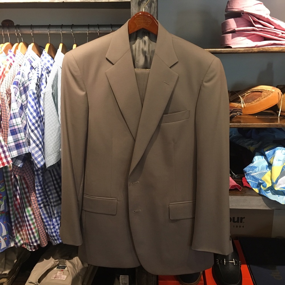 H. Freeman Men's Wool Tan Suit