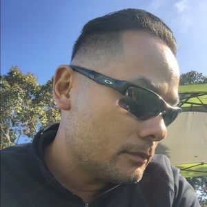 Meet your Posher, Derek