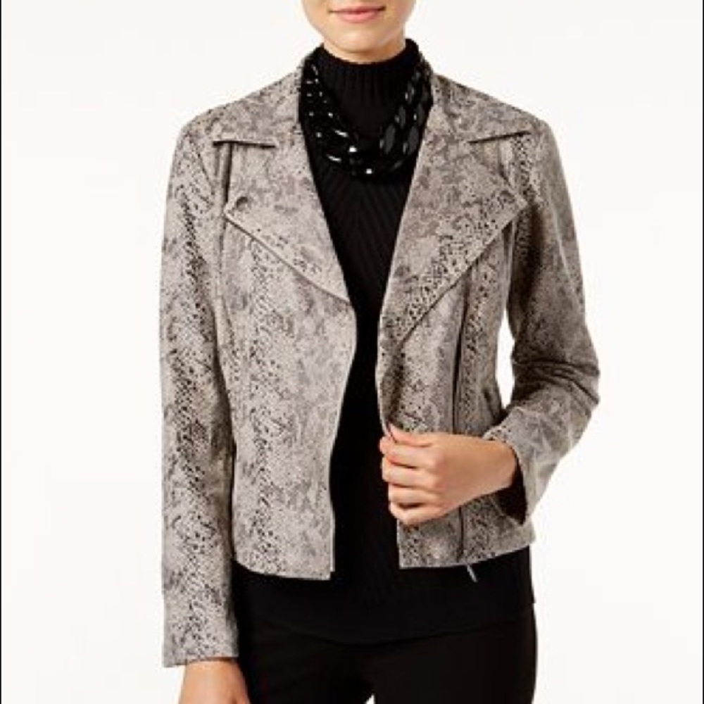NWT Macy's I.N.C snake print Jacket