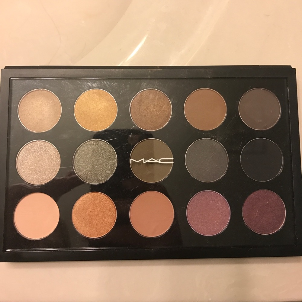 MAC Eyeshadow X 15 palette