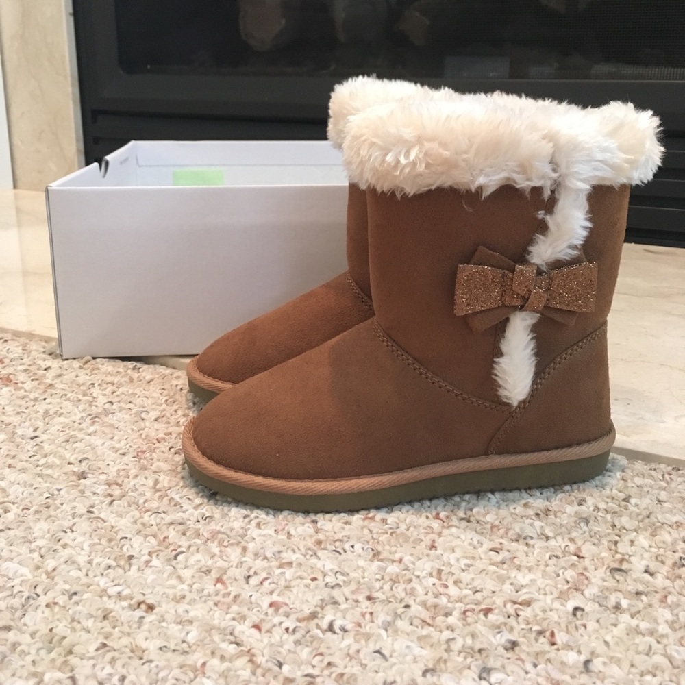 New Chestnut Kids Fur Boots