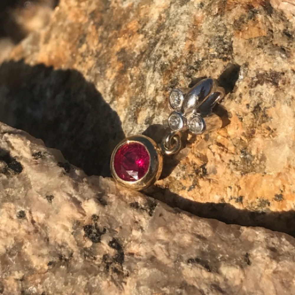 14k white gold diamond ruby pendant