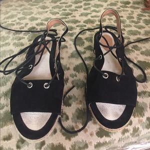 Urban Outfitters Wrap around ankle sandals