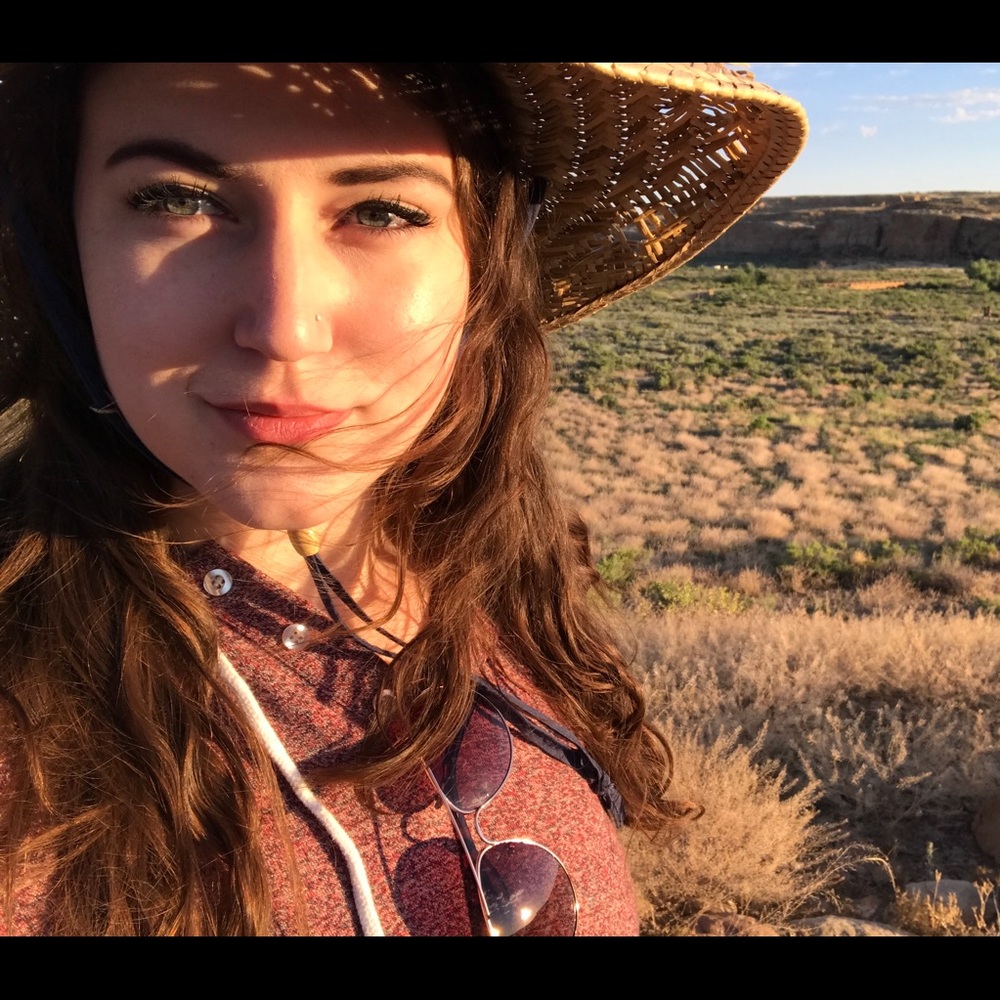 Meet your Posher, Julianna