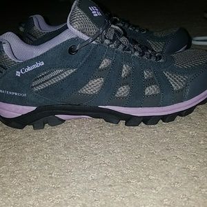 Brand new Columbia tennis shoes