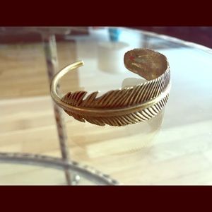 Feather bracelet