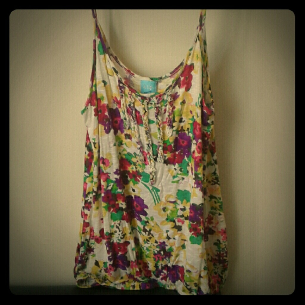 Floral tank