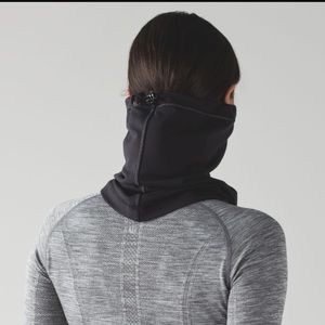 Run fast neck warmer NWT