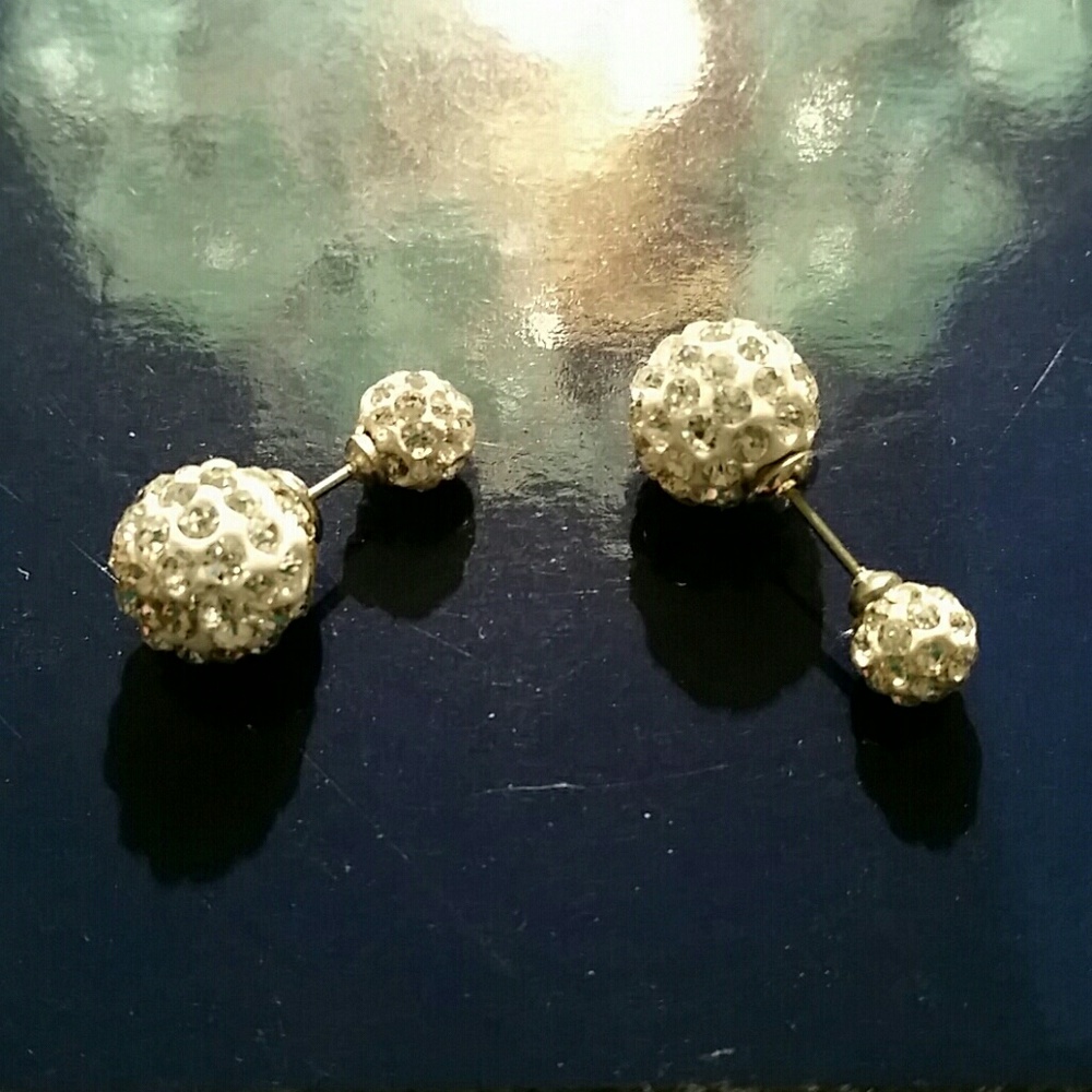 Elegant Siver Sparkling Earings